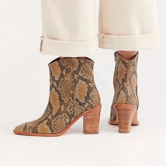 Free People Barclay Snake Boots - Picture 3 of 11
